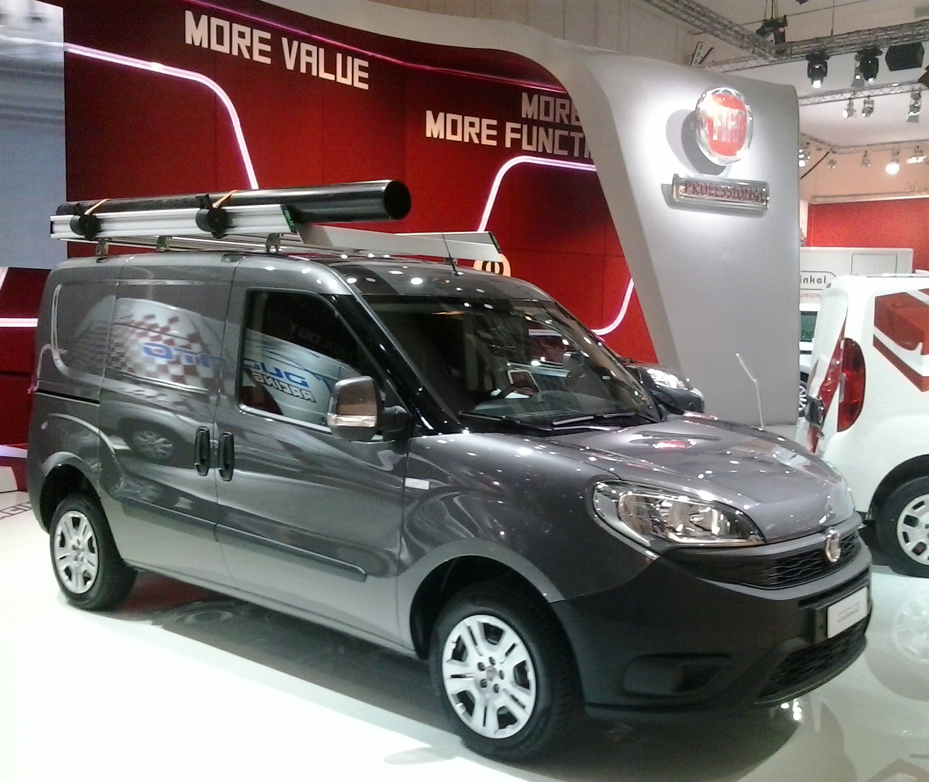 ROLIX au Salon de l'Auto, sur la toute nouvelle Fiat Doblo